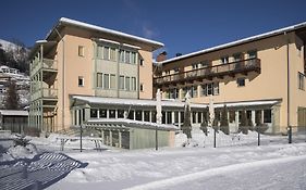 Jufa Hotel Kaprun - Summercard Included